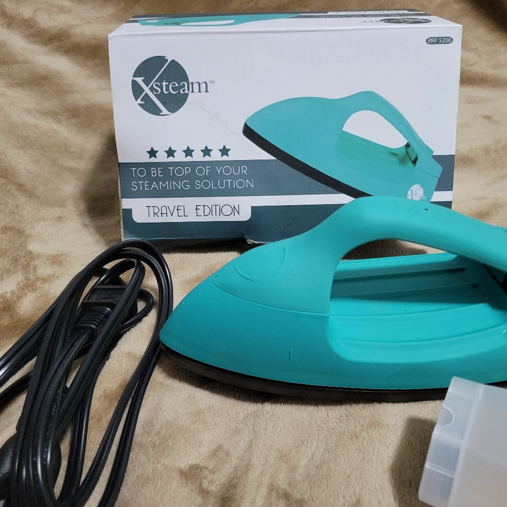 Steam iron